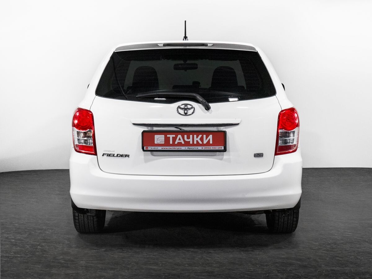 Toyota Corolla 2010 - фото автомобиля