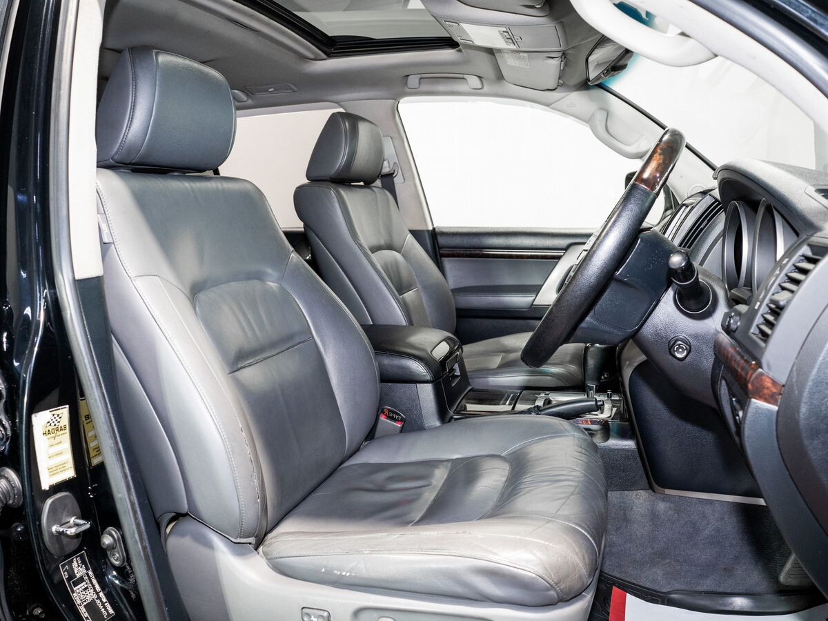 Toyota Land Cruiser 2009 - фото автомобиля