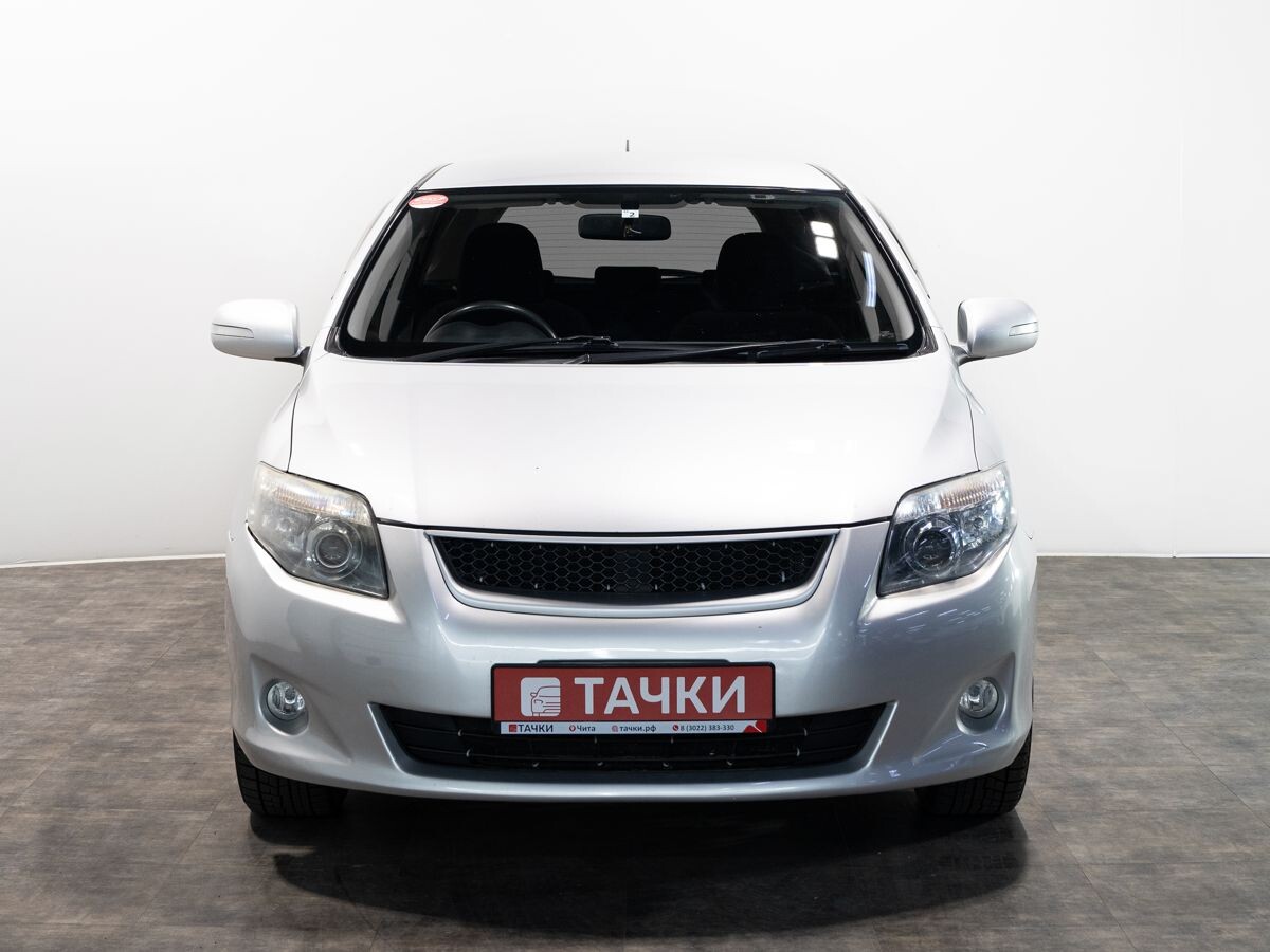 Toyota Corolla 2012 - фото автомобиля