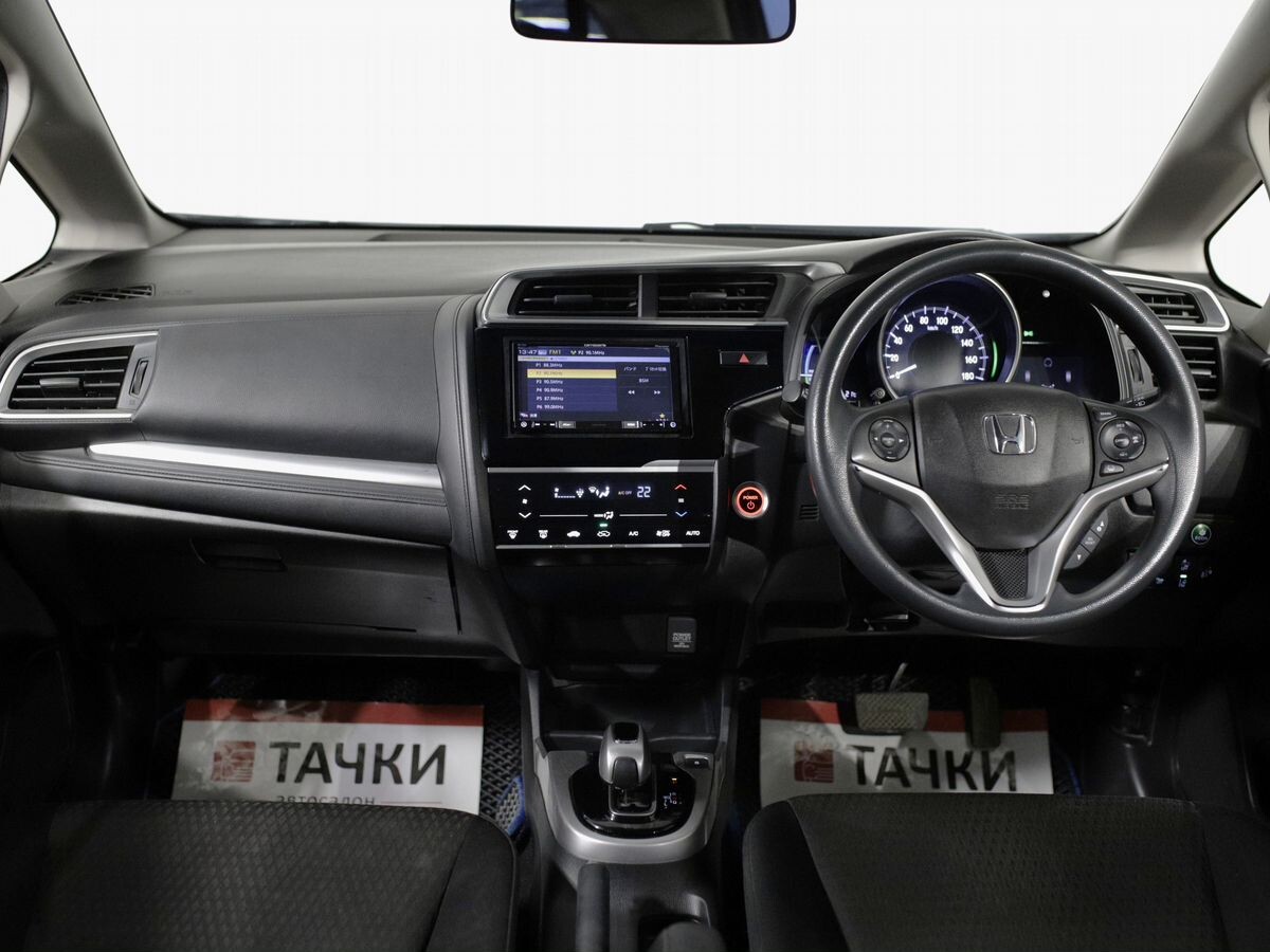 Honda Fit 2018 - фото автомобиля
