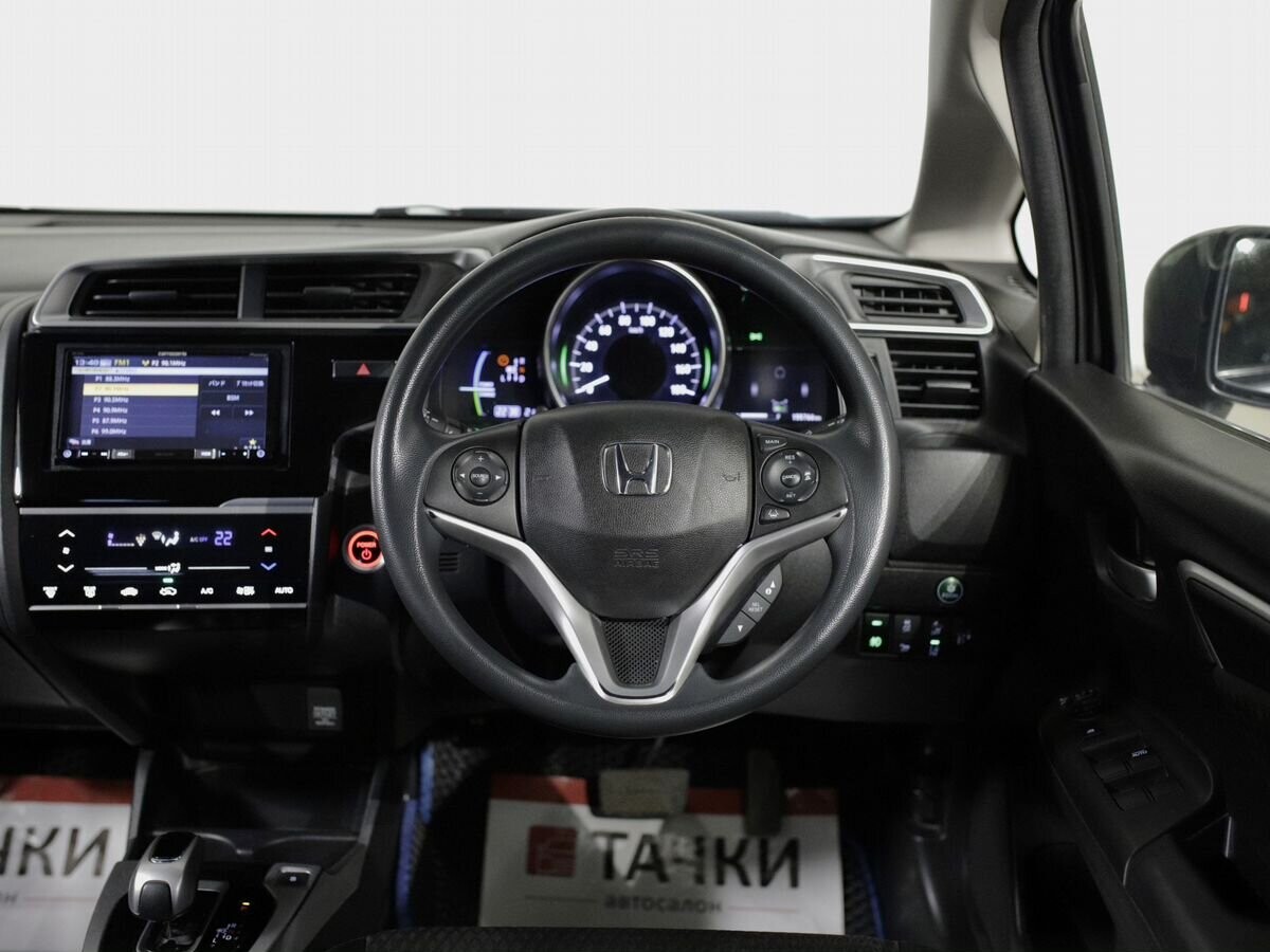 Honda Fit 2018 - фото автомобиля