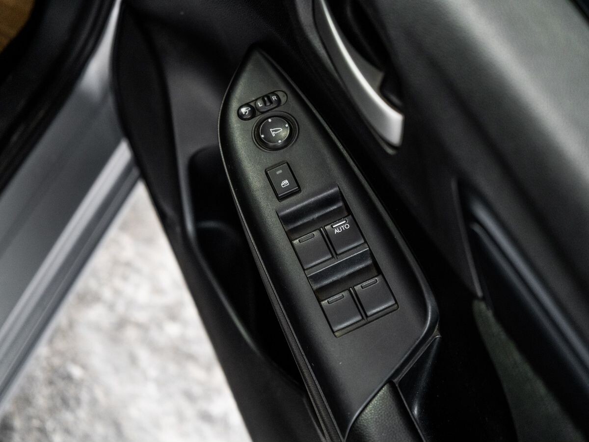 Honda Shuttle 2019 - фото автомобиля