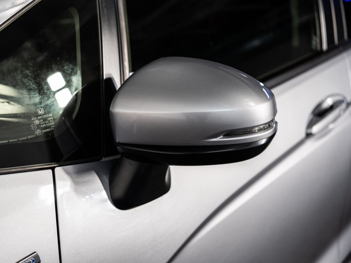 Honda Shuttle 2019 - фото автомобиля