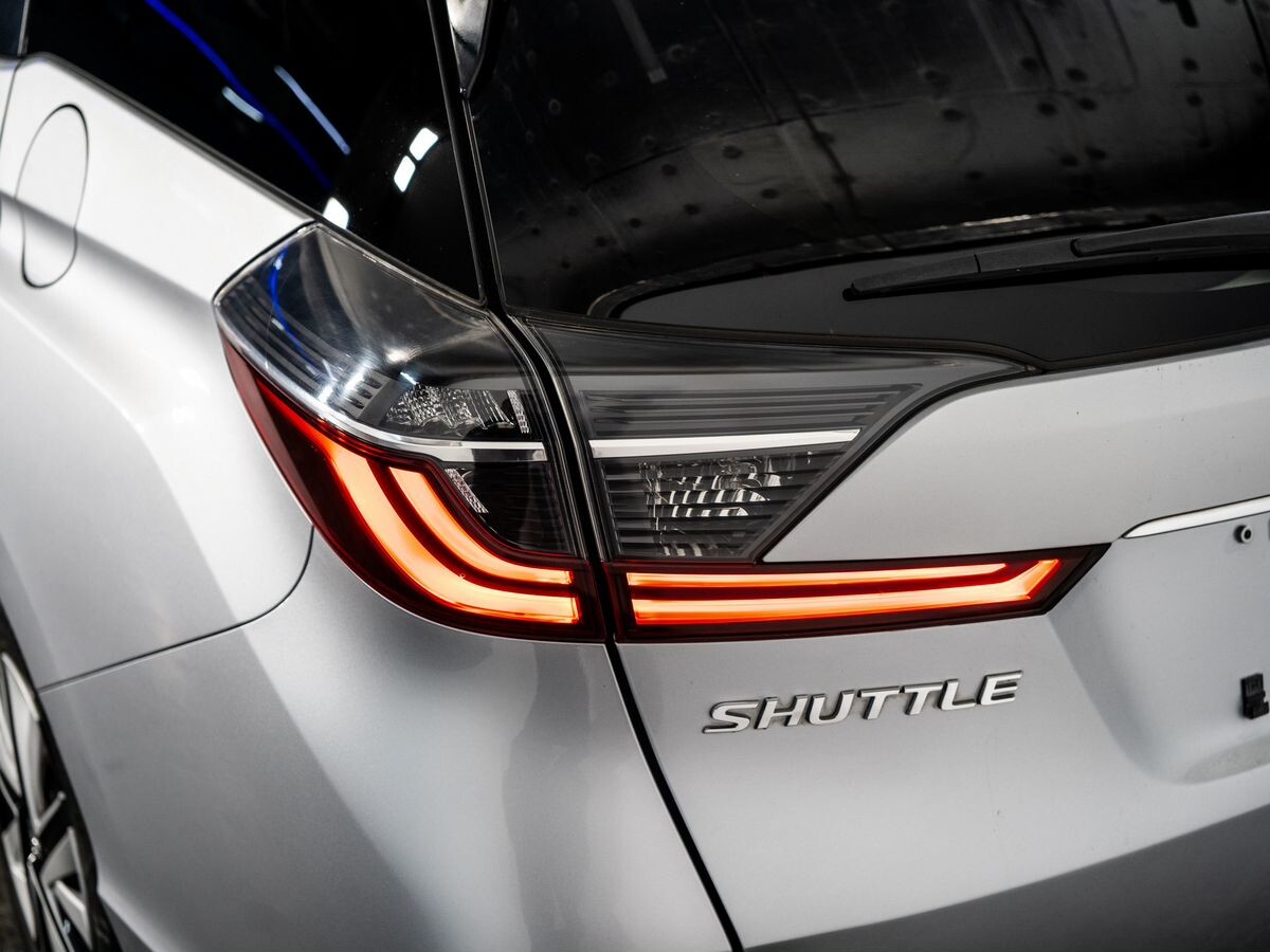 Honda Shuttle 2019 - фото автомобиля