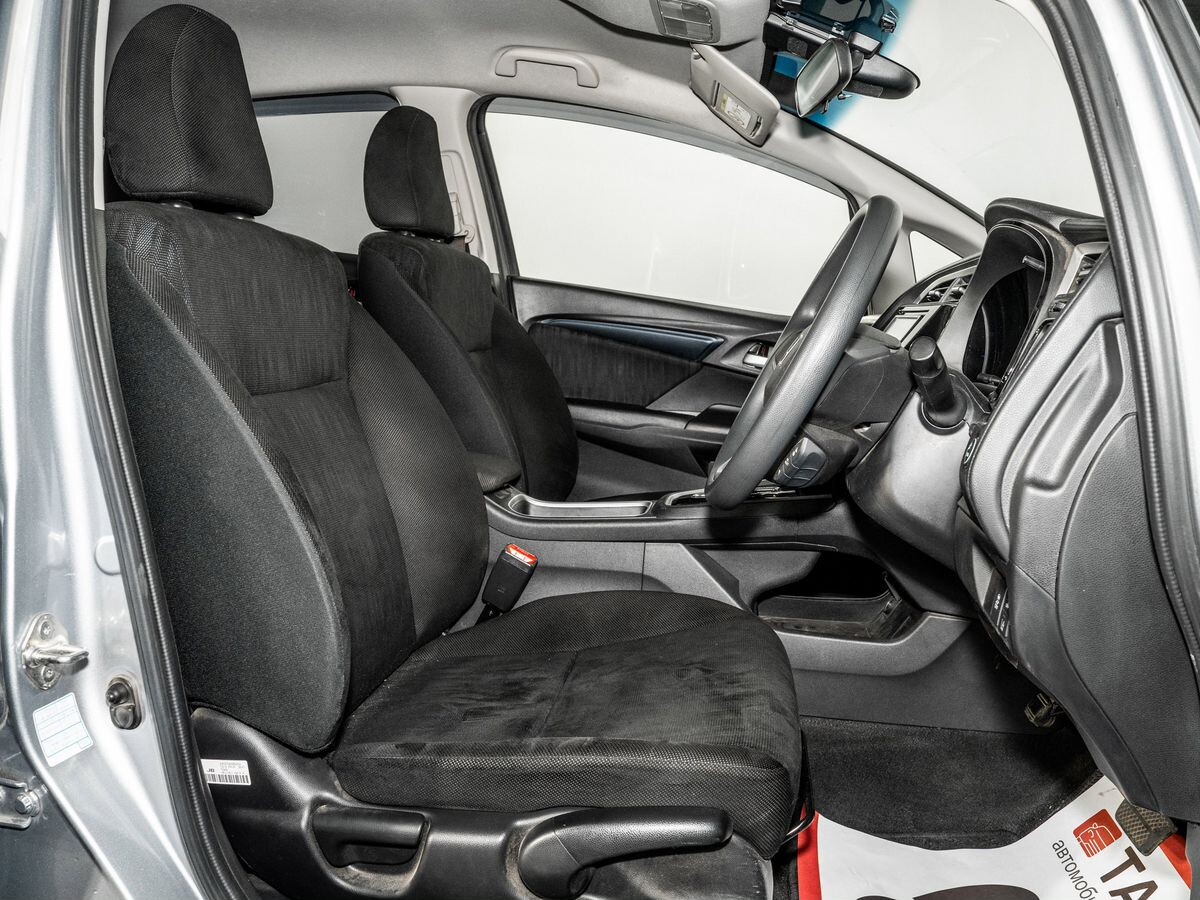 Honda Shuttle 2019 - фото автомобиля