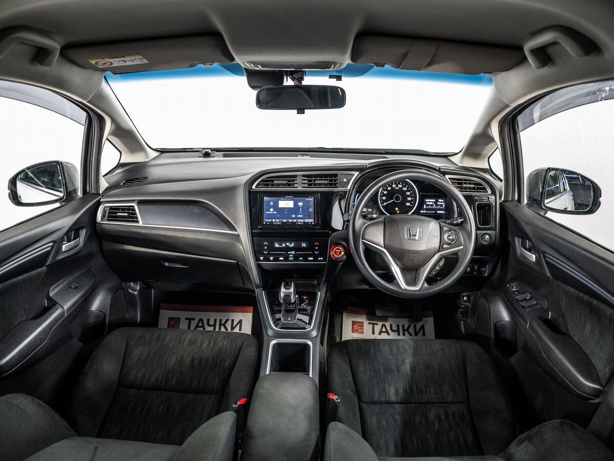 Honda Shuttle 2019 - фото автомобиля