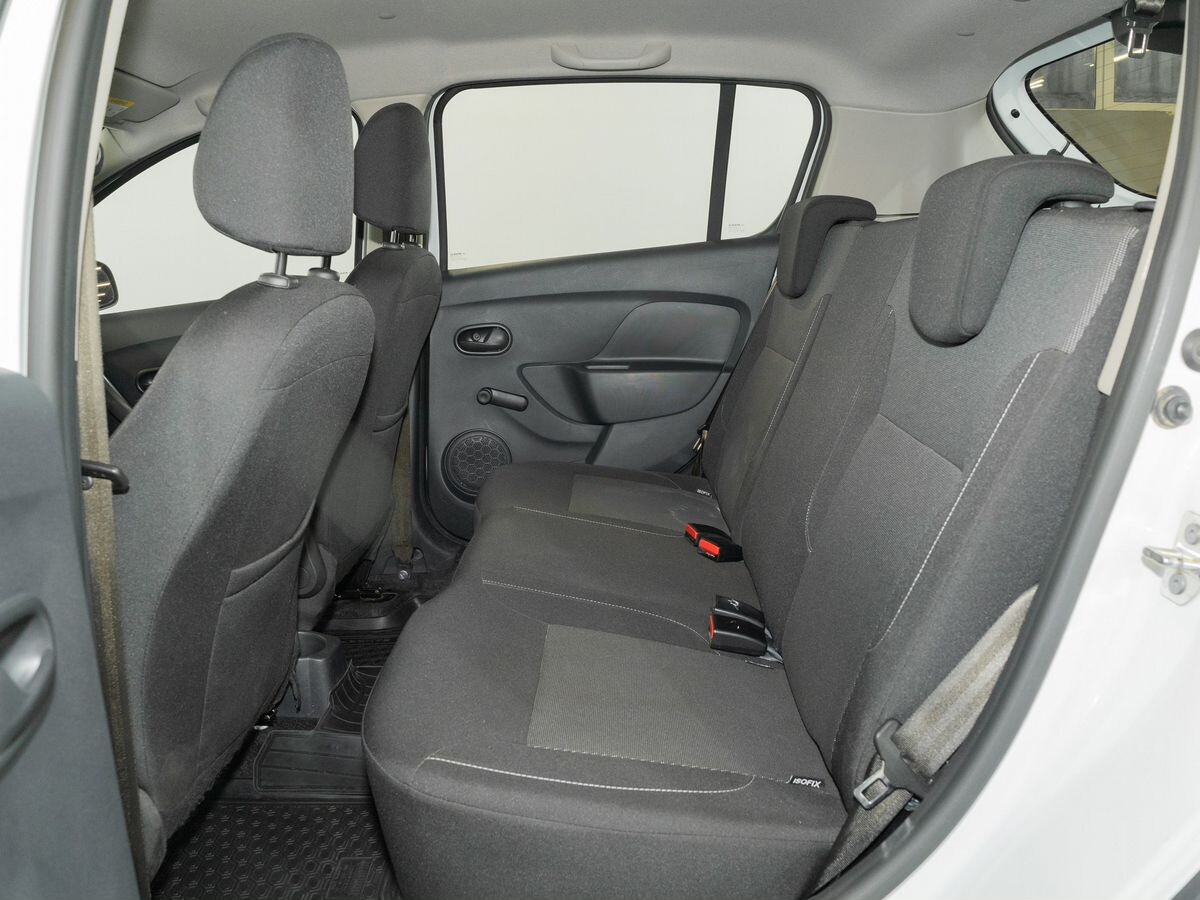 Renault Sandero 2020 - фото автомобиля