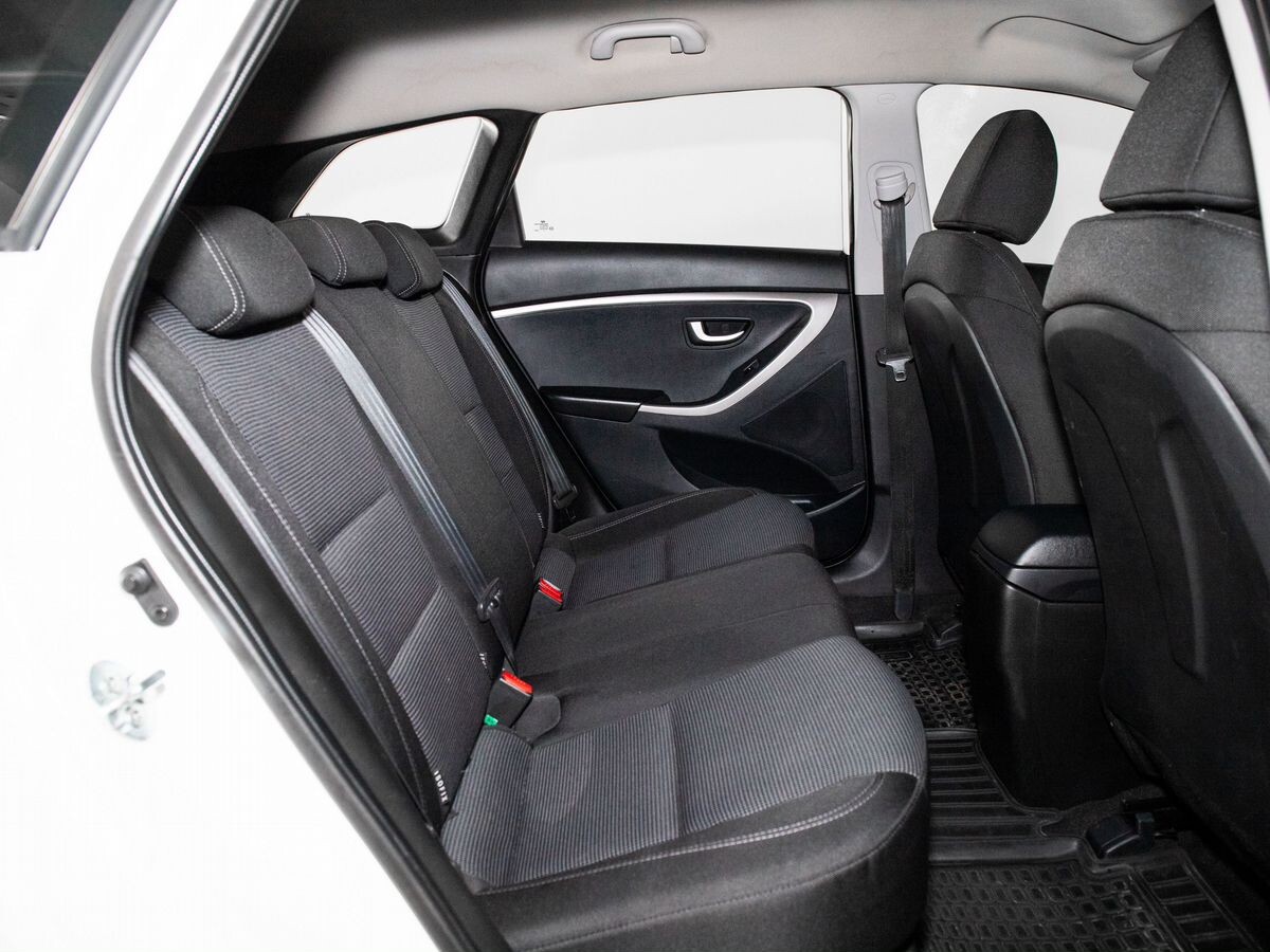 Hyundai i30 2012 - фото автомобиля