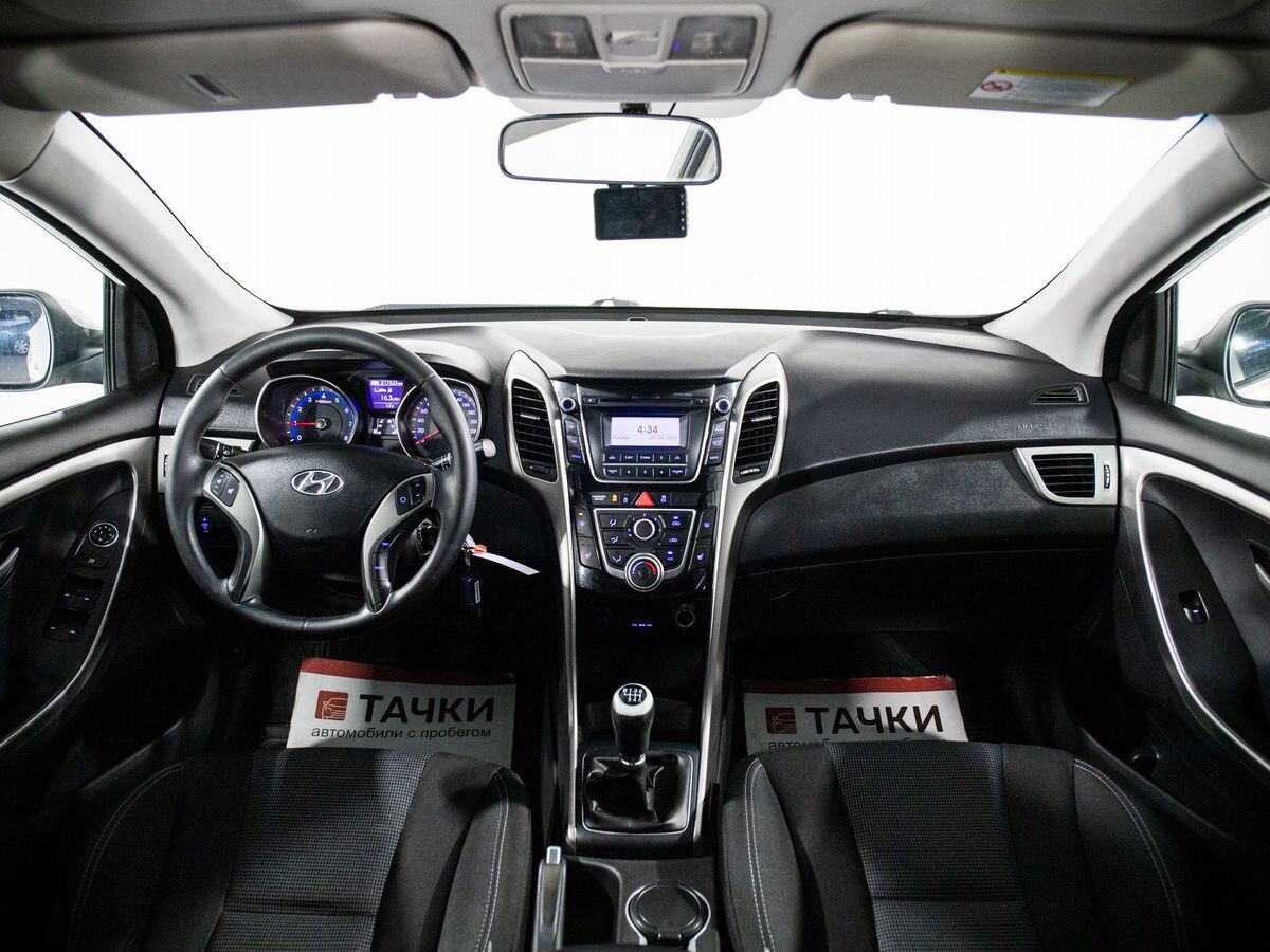 Hyundai i30 2012 - фото автомобиля