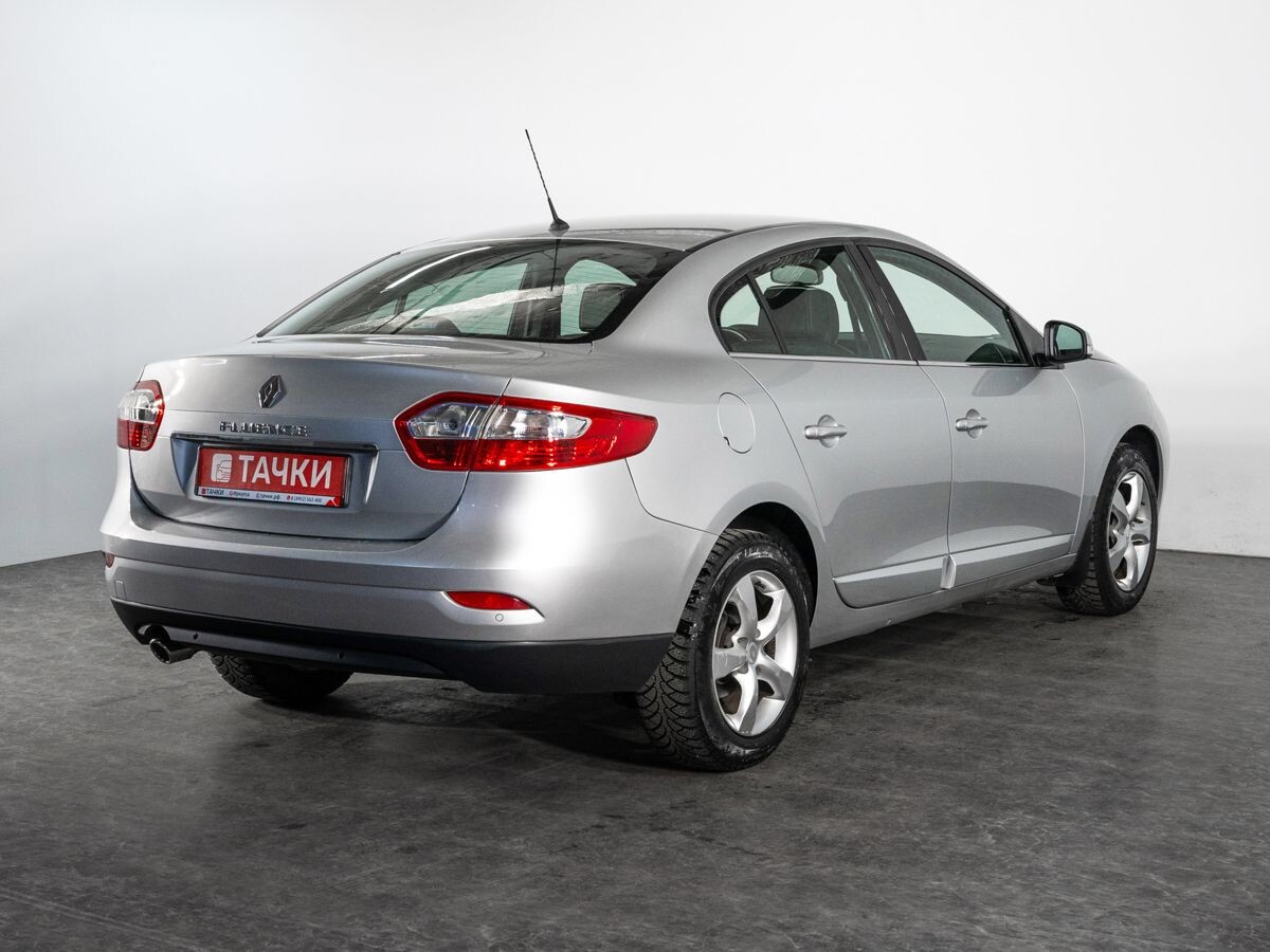 Renault Fluence 2013 - фото автомобиля