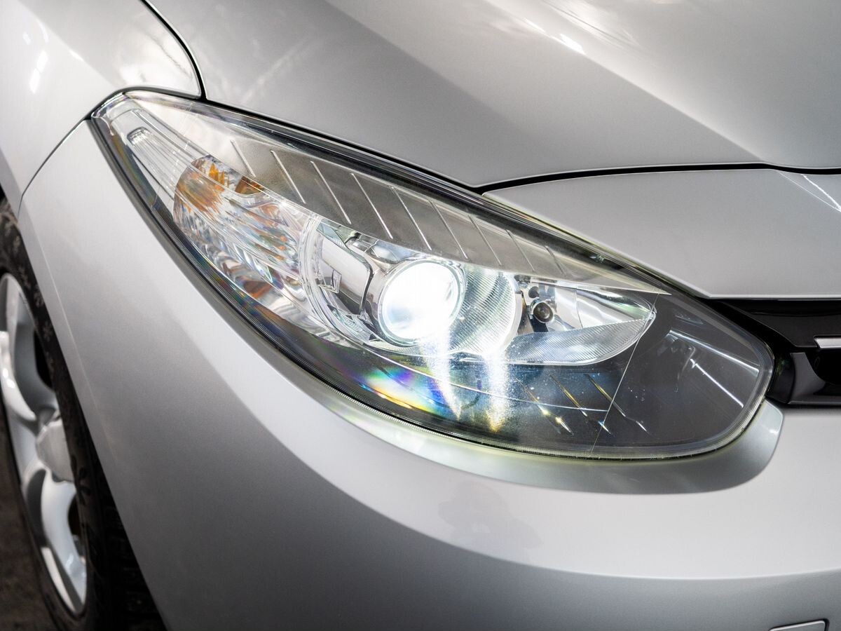 Renault Fluence 2013 - фото автомобиля