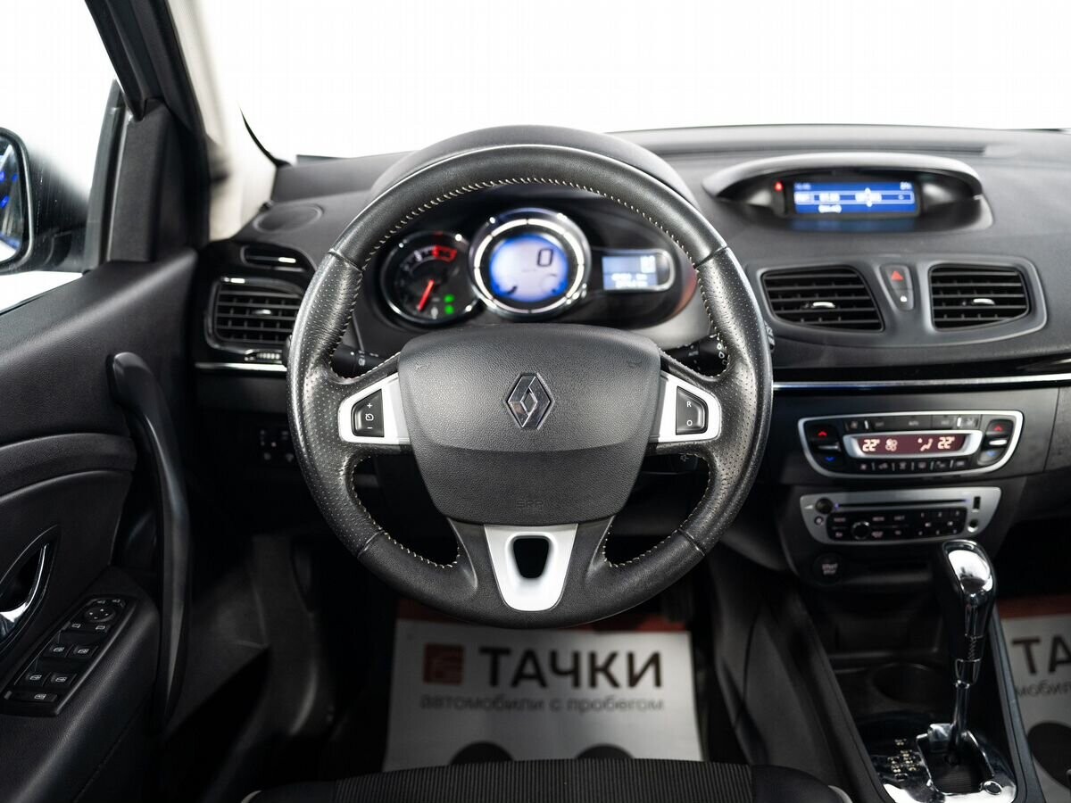 Renault Fluence 2013 - фото автомобиля