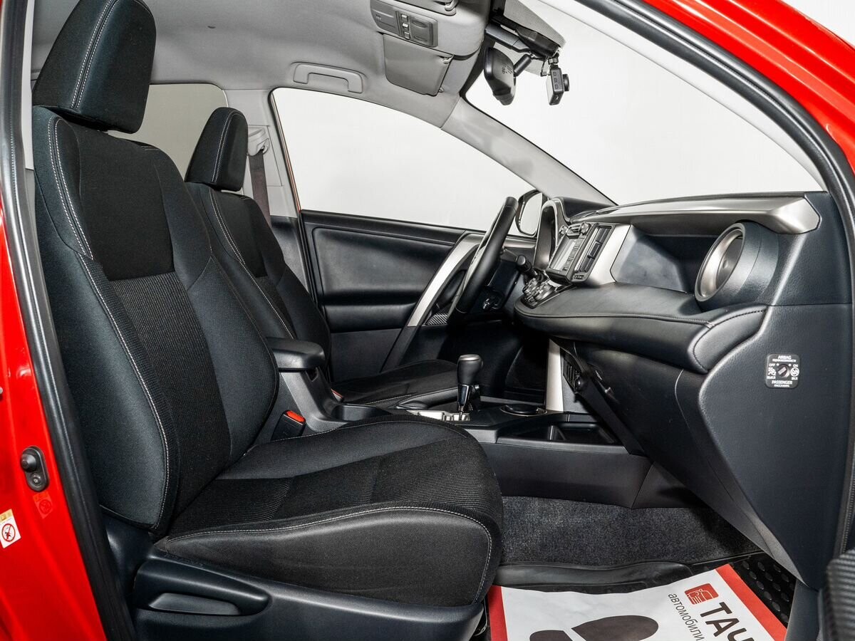 Toyota RAV4 2014 - фото автомобиля