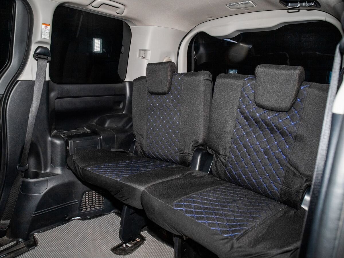 Toyota Noah 2019 - фото автомобиля