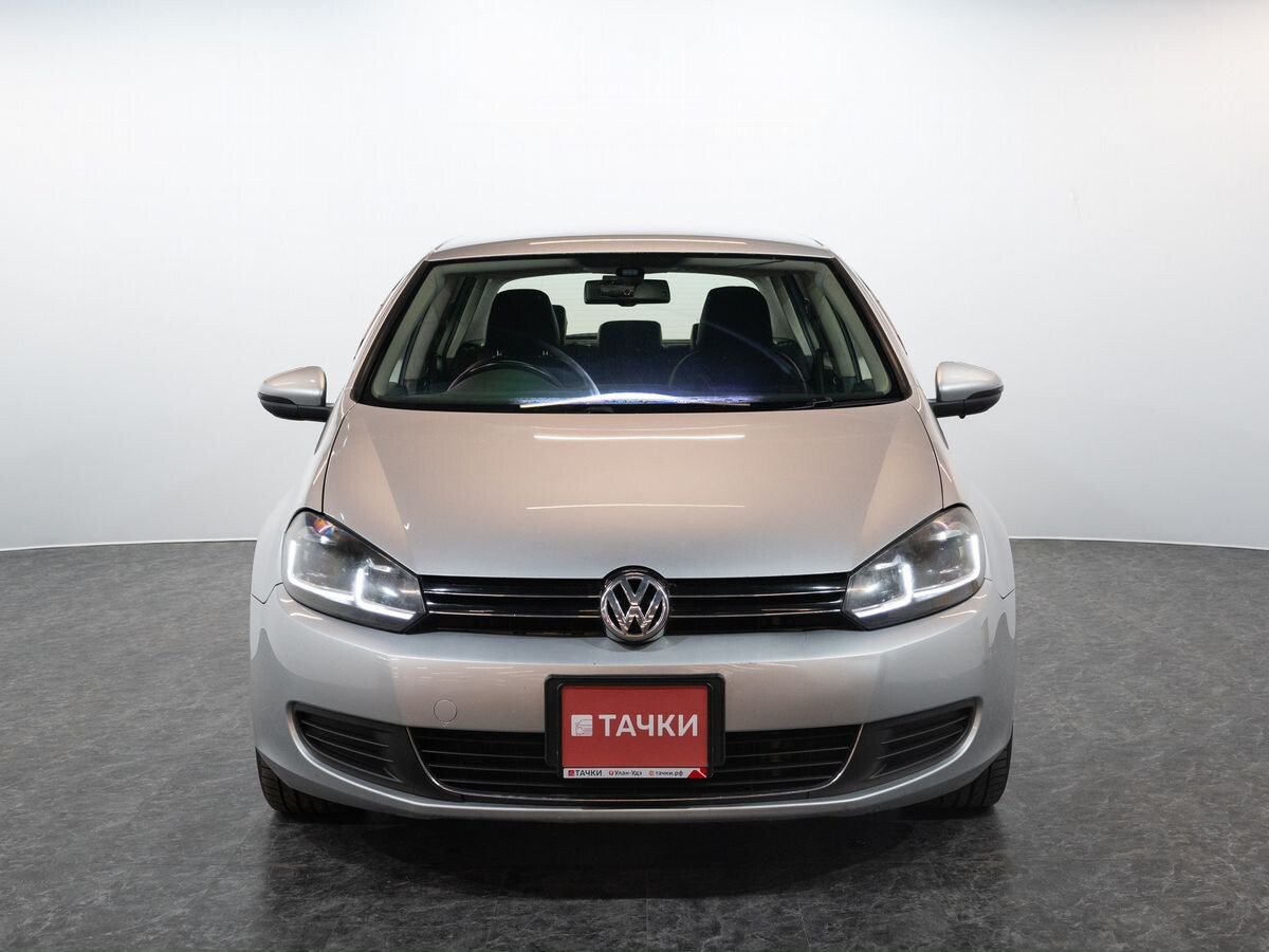 Volkswagen Golf 2011 - фото автомобиля