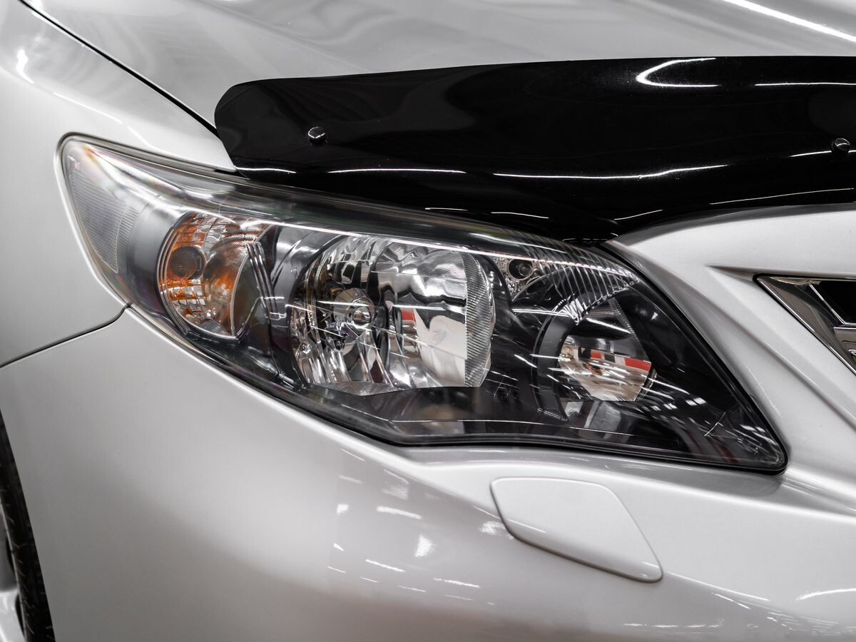 Toyota Corolla 2012 - фото автомобиля