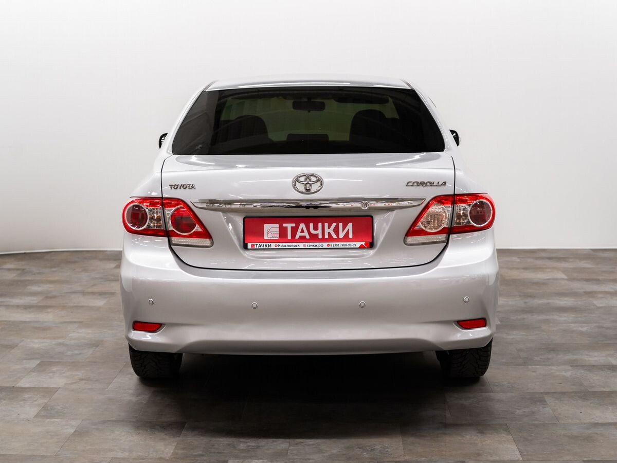 Toyota Corolla 2012 - фото автомобиля