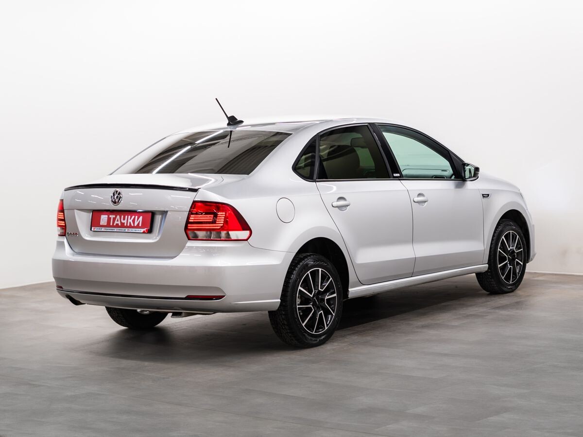 Volkswagen Polo 2017 - фото автомобиля