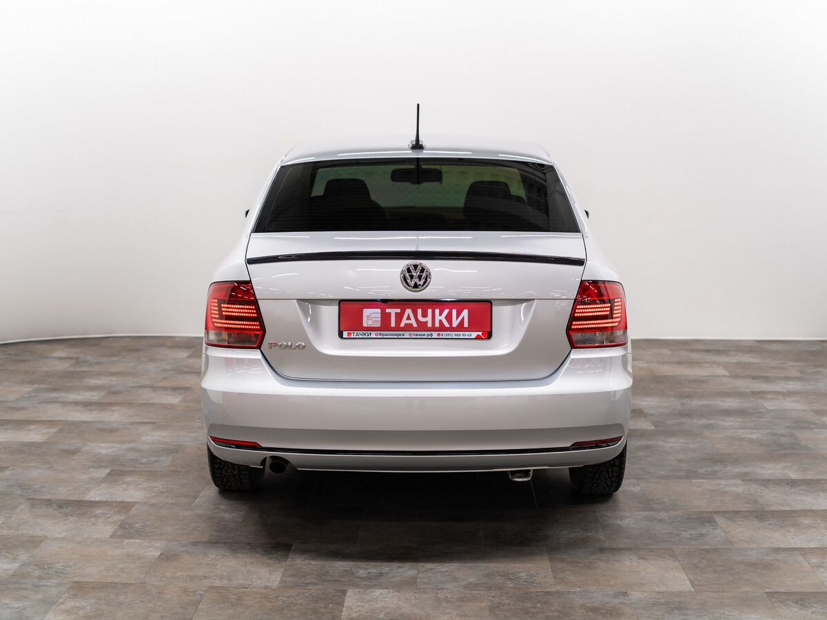 Volkswagen Polo 2017 - фото автомобиля