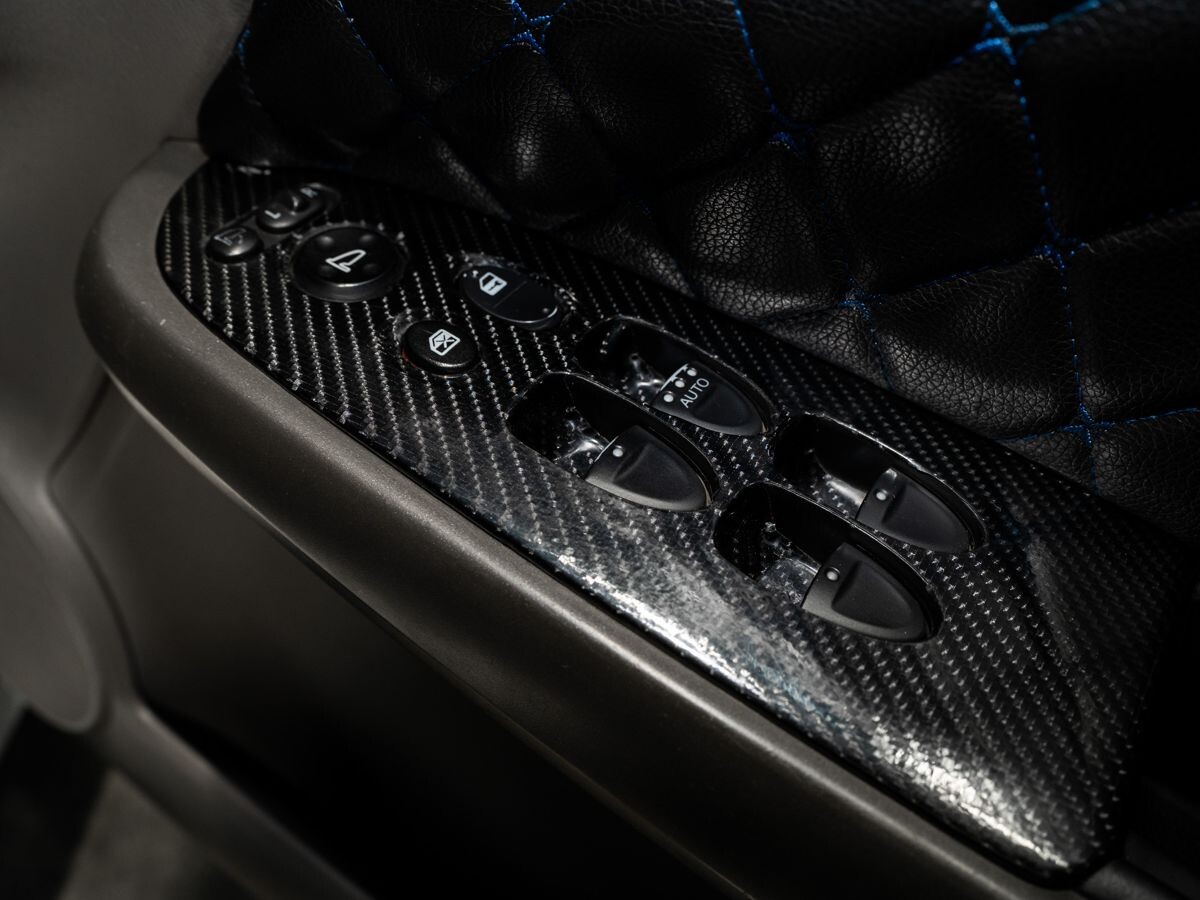 Honda Stream 2010 - фото автомобиля