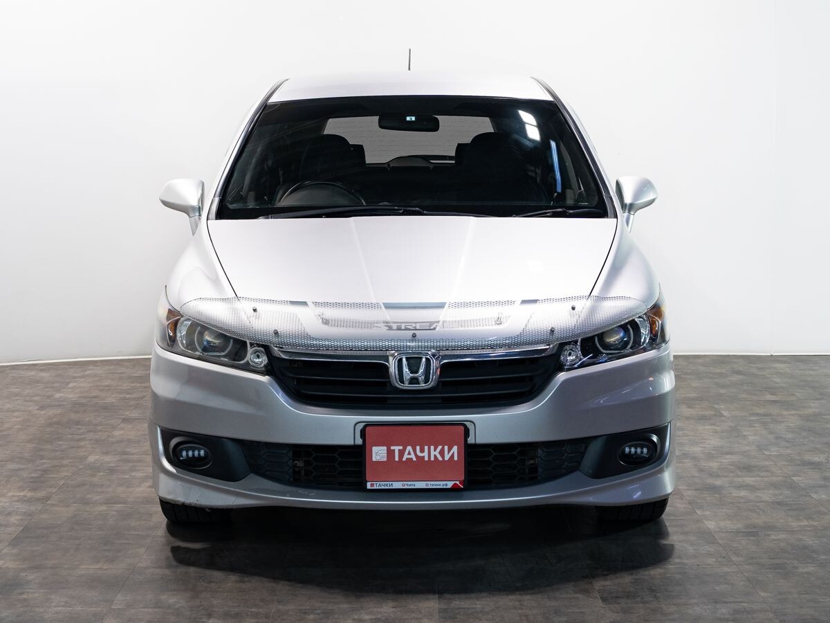Honda Stream 2010 - фото автомобиля
