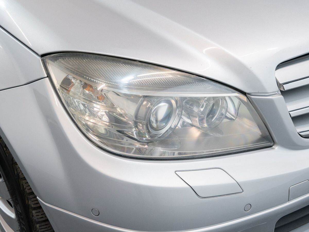 Mercedes-Benz C-Класс 2010 - фото автомобиля