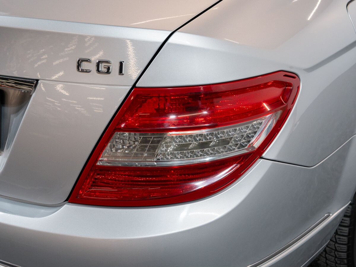 Mercedes-Benz C-Класс 2010 - фото автомобиля