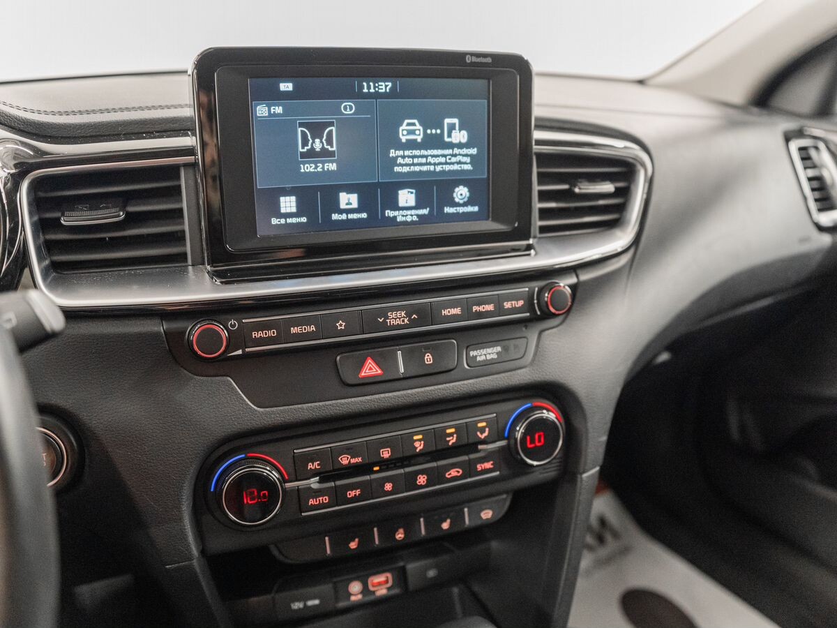 Kia Ceed 2020 - фото автомобиля