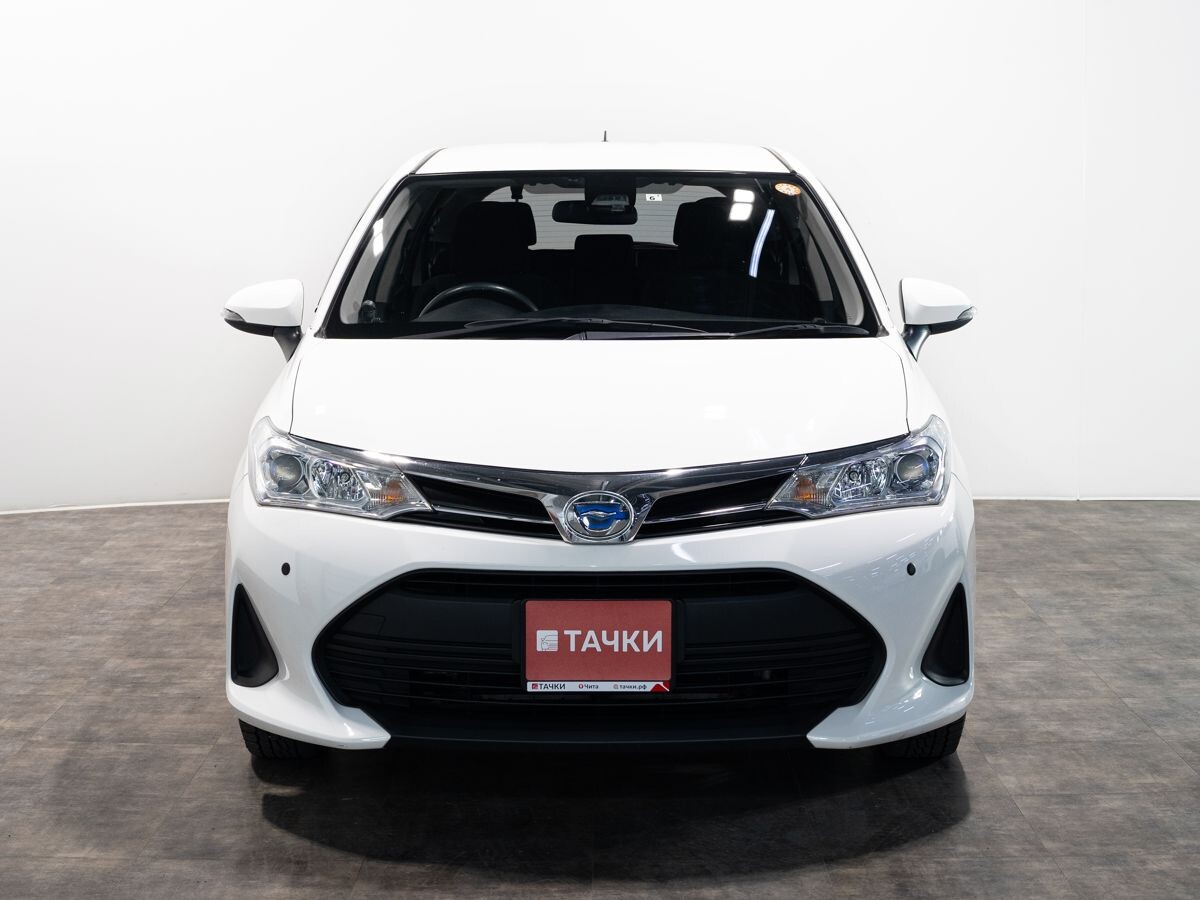 Toyota Corolla 2019 - фото автомобиля