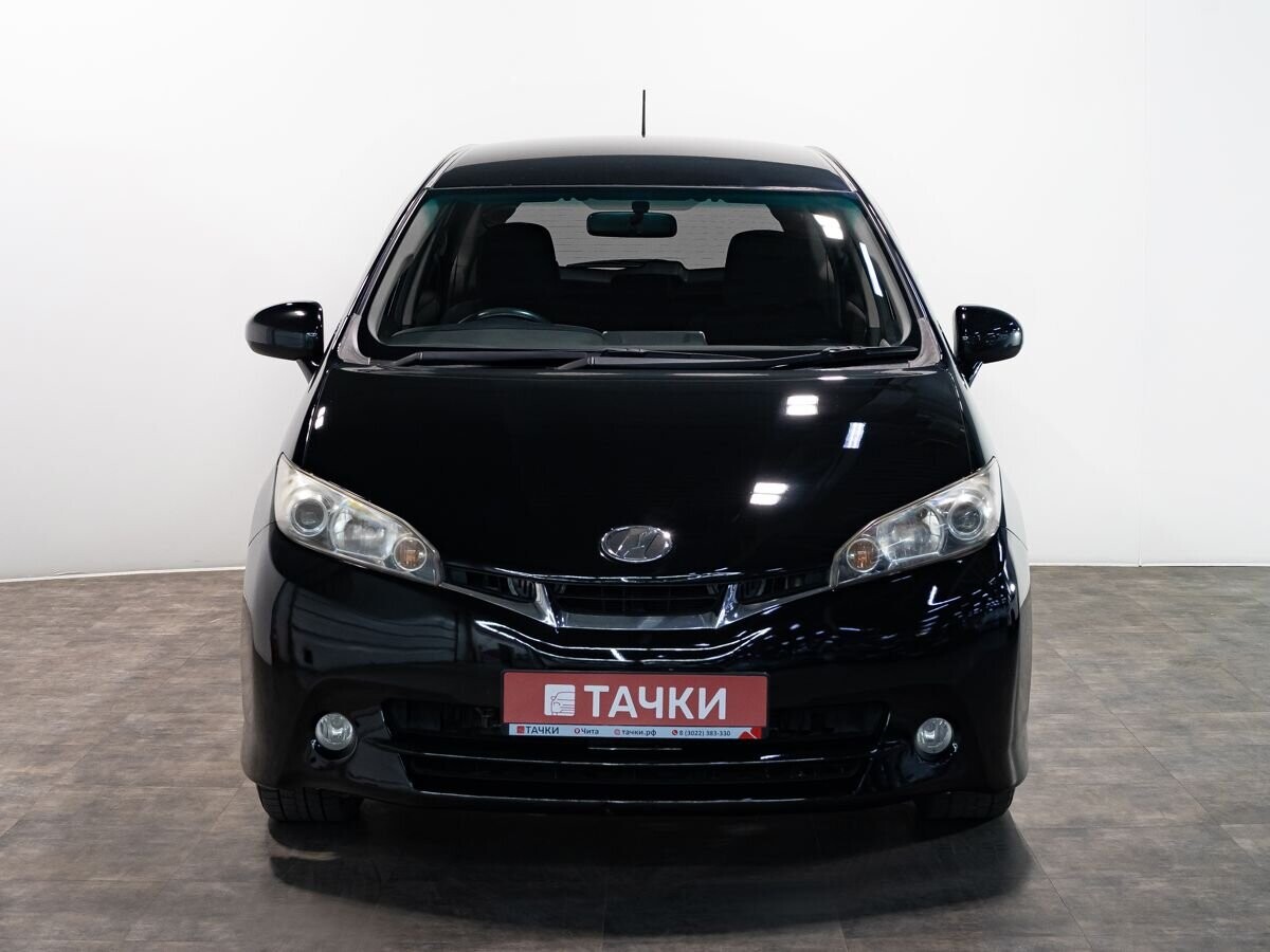 Toyota Wish 2010 - фото автомобиля