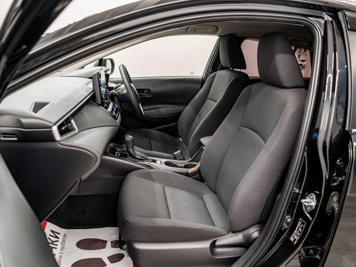 Toyota Corolla 2019 - фото автомобиля