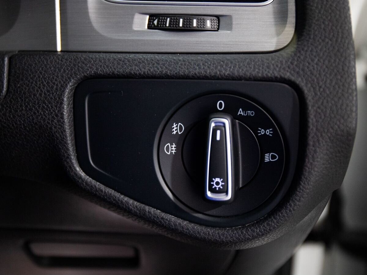 Volkswagen Golf 2014 - фото автомобиля