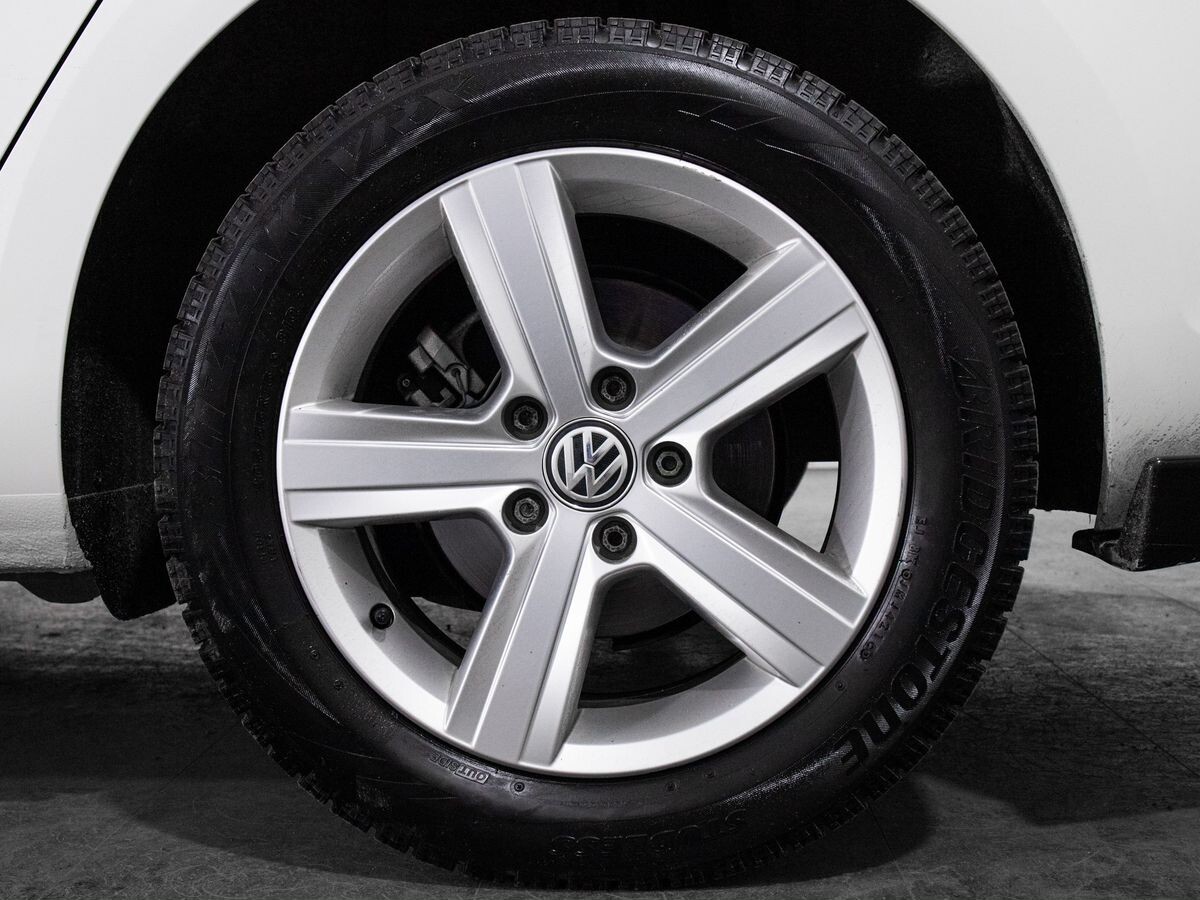 Volkswagen Golf 2014 - фото автомобиля