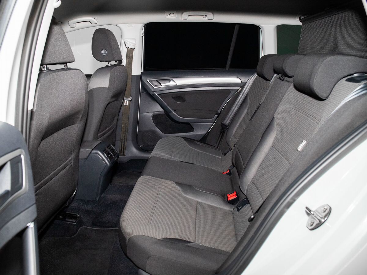 Volkswagen Golf 2014 - фото автомобиля