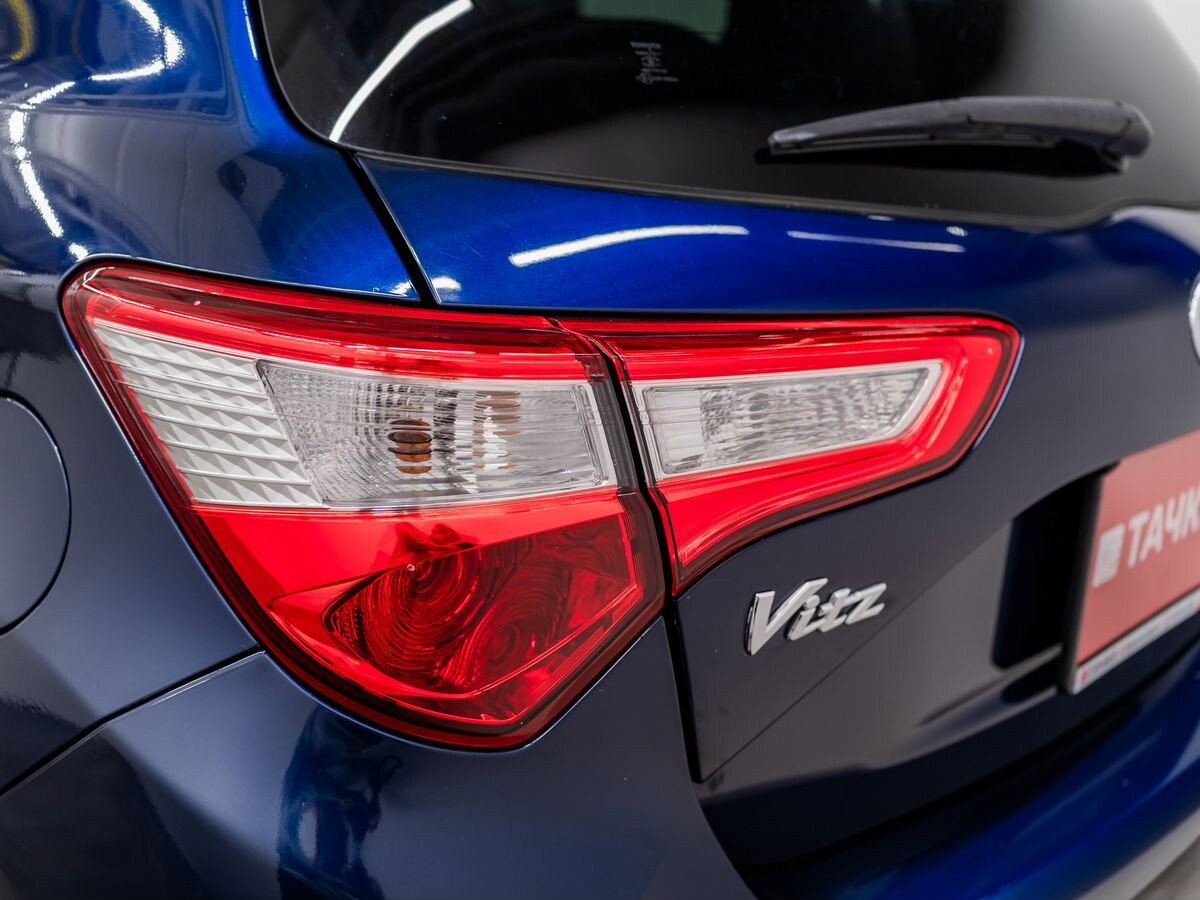 Toyota Vitz 2018 - фото автомобиля