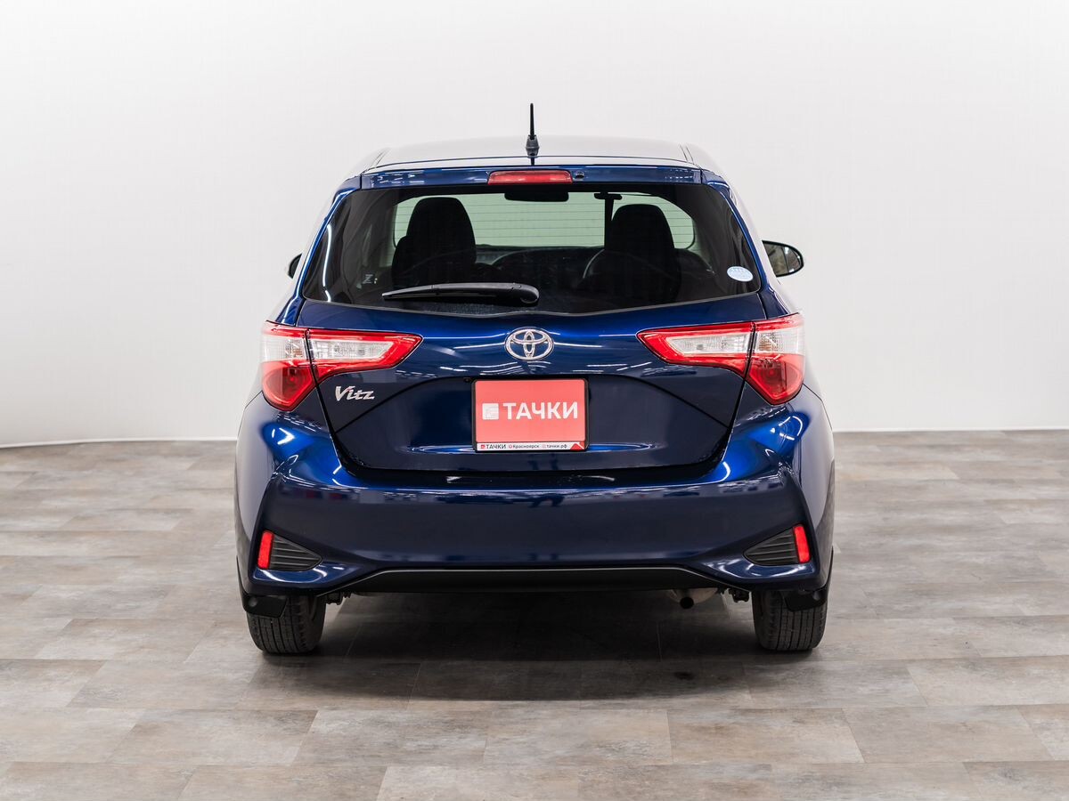 Toyota Vitz 2018 - фото автомобиля