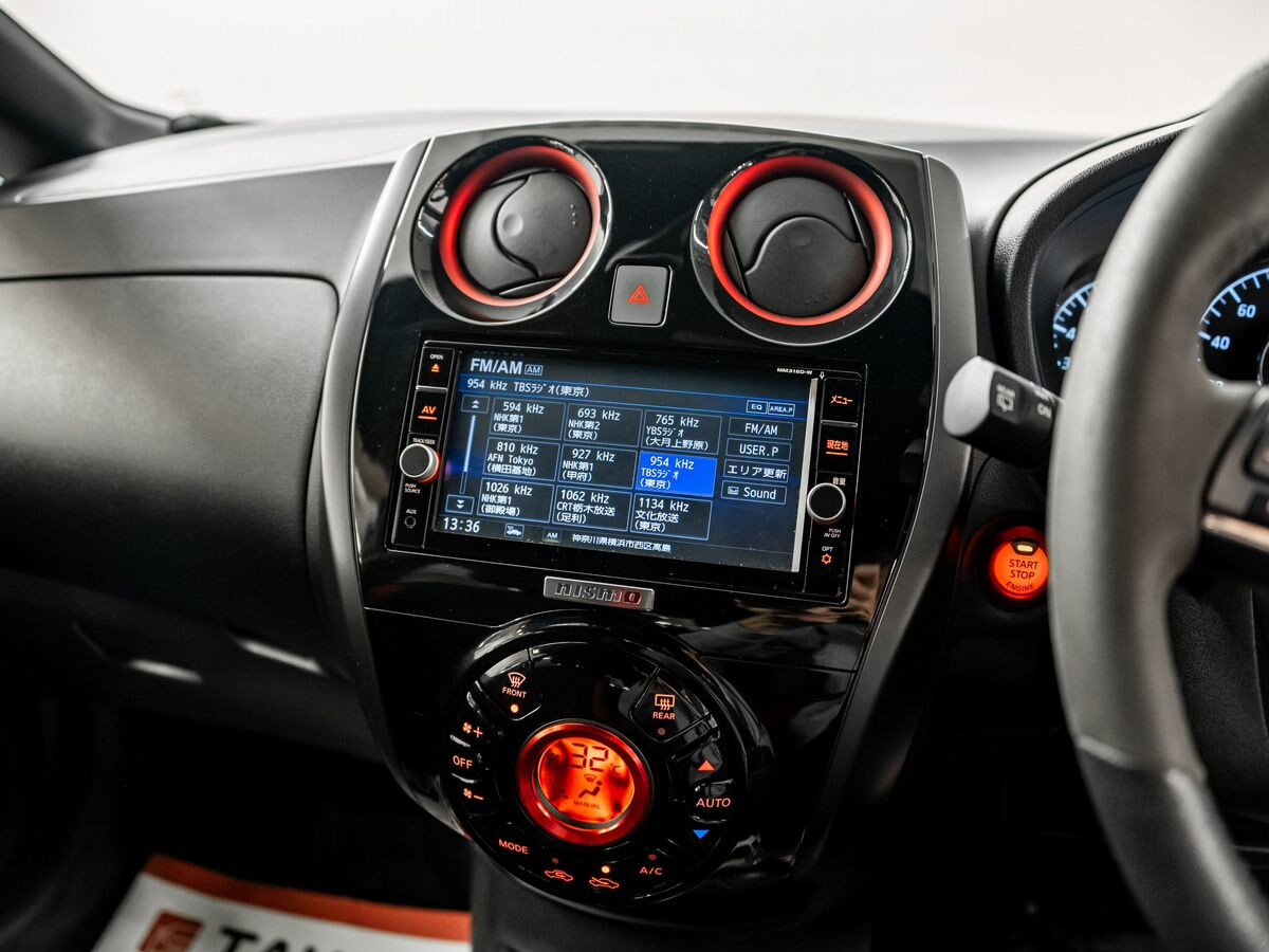 Nissan Note 2019 - фото автомобиля