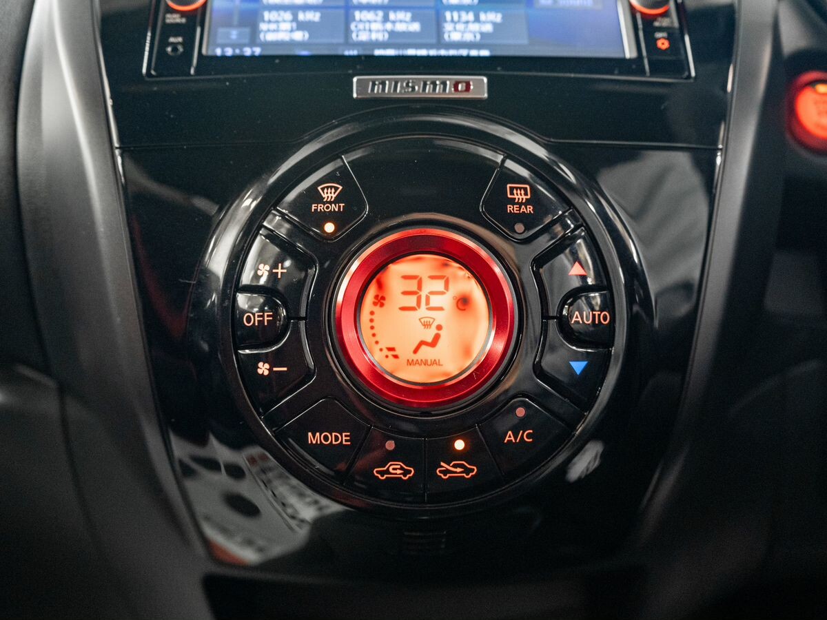 Nissan Note 2019 - фото автомобиля