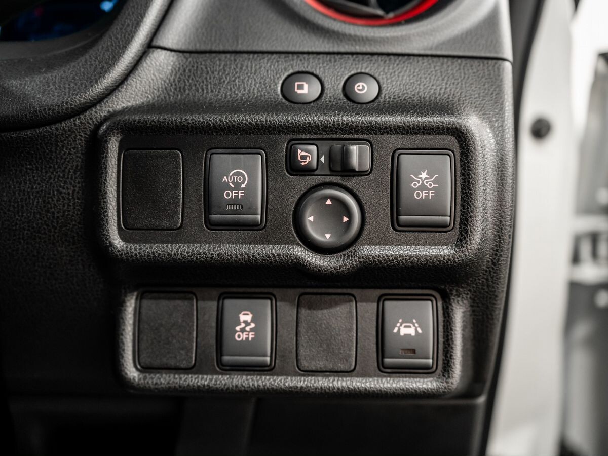 Nissan Note 2019 - фото автомобиля