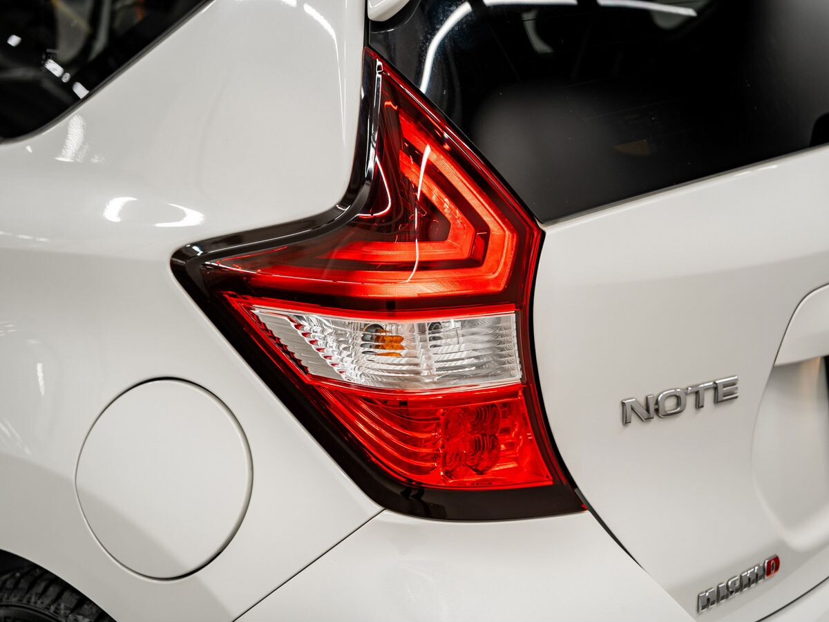 Nissan Note 2019 - фото автомобиля