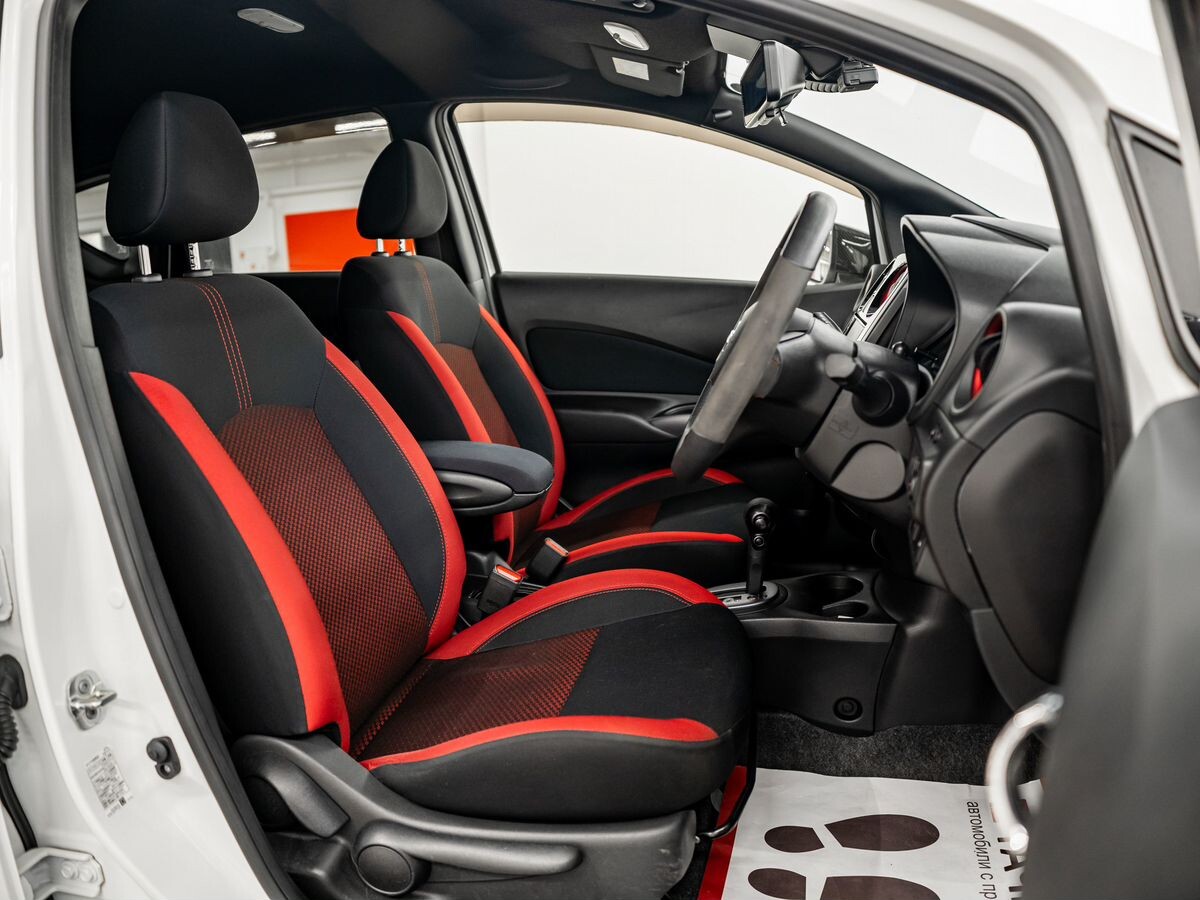 Nissan Note 2019 - фото автомобиля