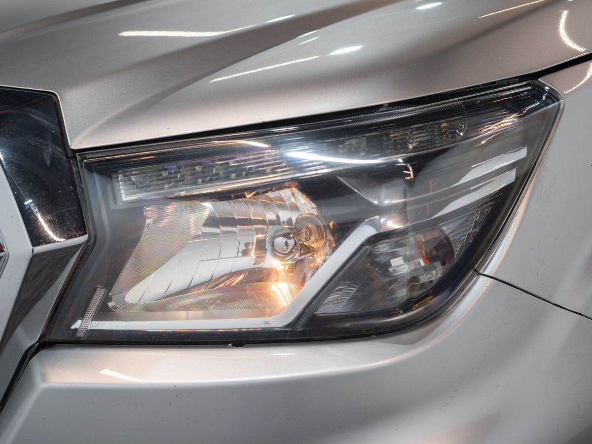 Dongfeng DF6 2022 - фото автомобиля