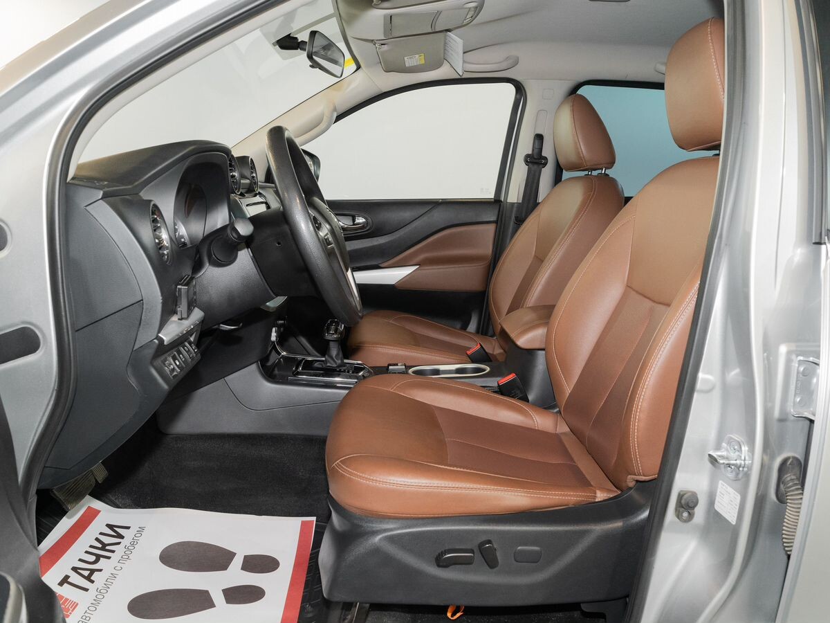 Dongfeng DF6 2022 - фото автомобиля