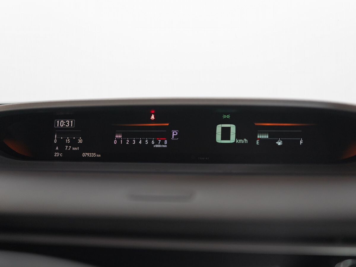 Honda Stepwgn 2015 - фото автомобиля