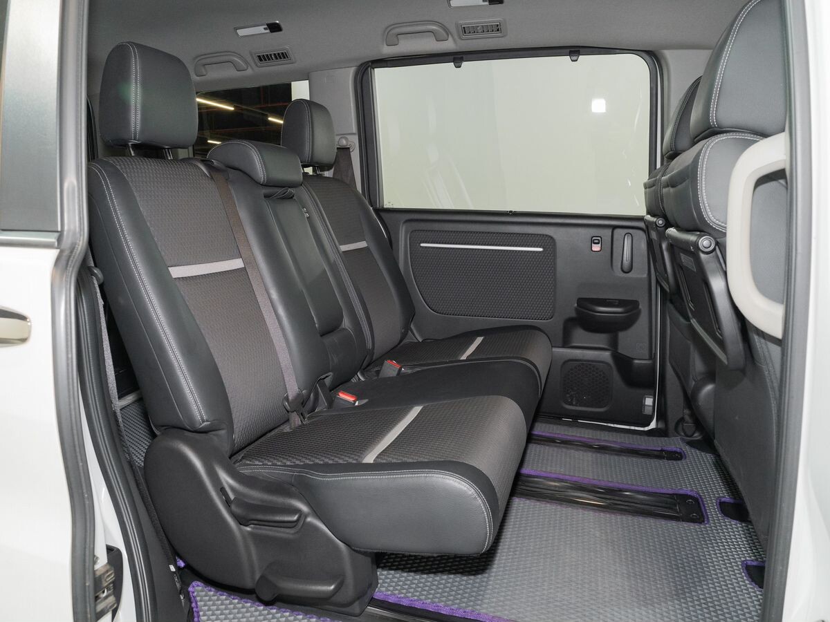 Honda Stepwgn 2015 - фото автомобиля