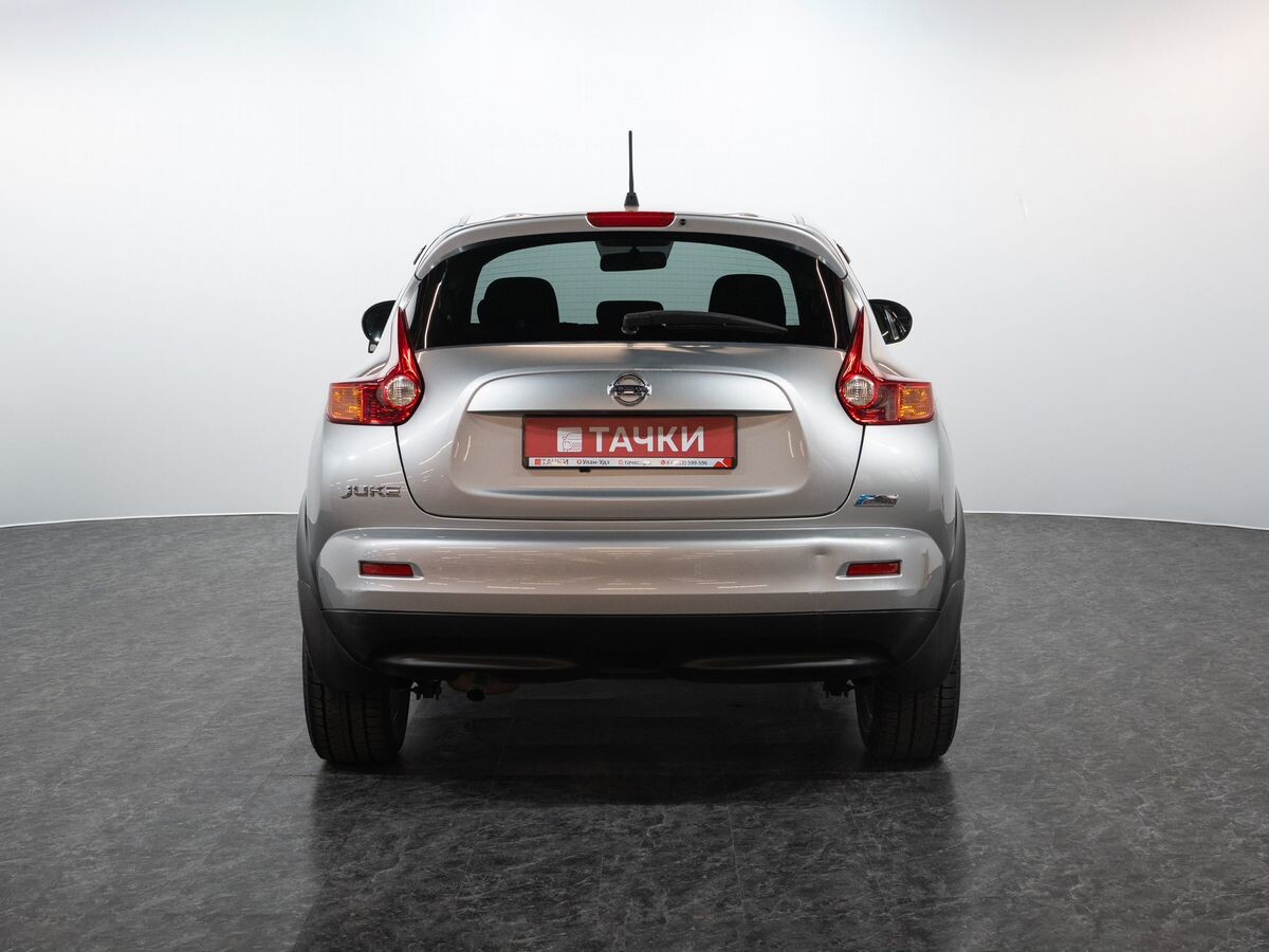 Nissan Juke 2011 - фото автомобиля