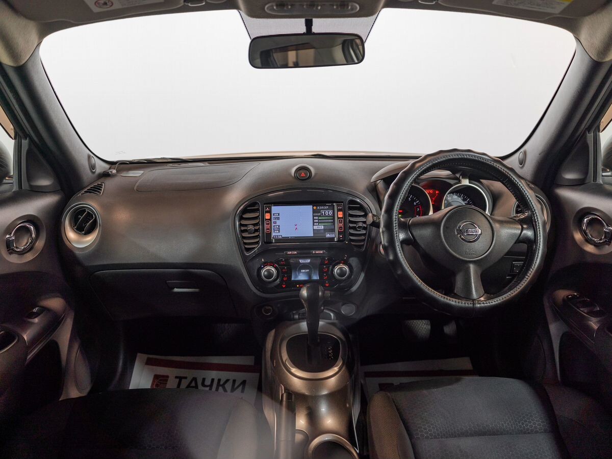 Nissan Juke 2011 - фото автомобиля