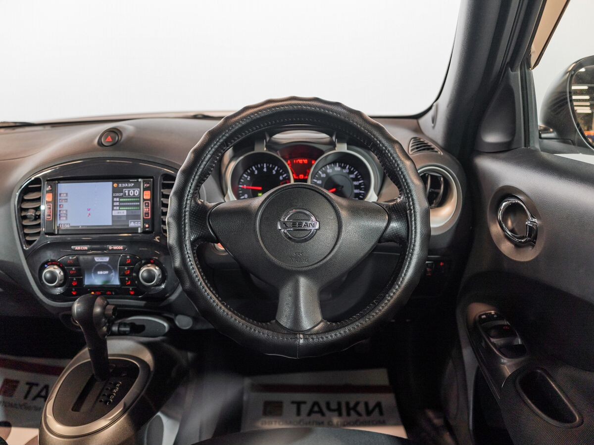 Nissan Juke 2011 - фото автомобиля
