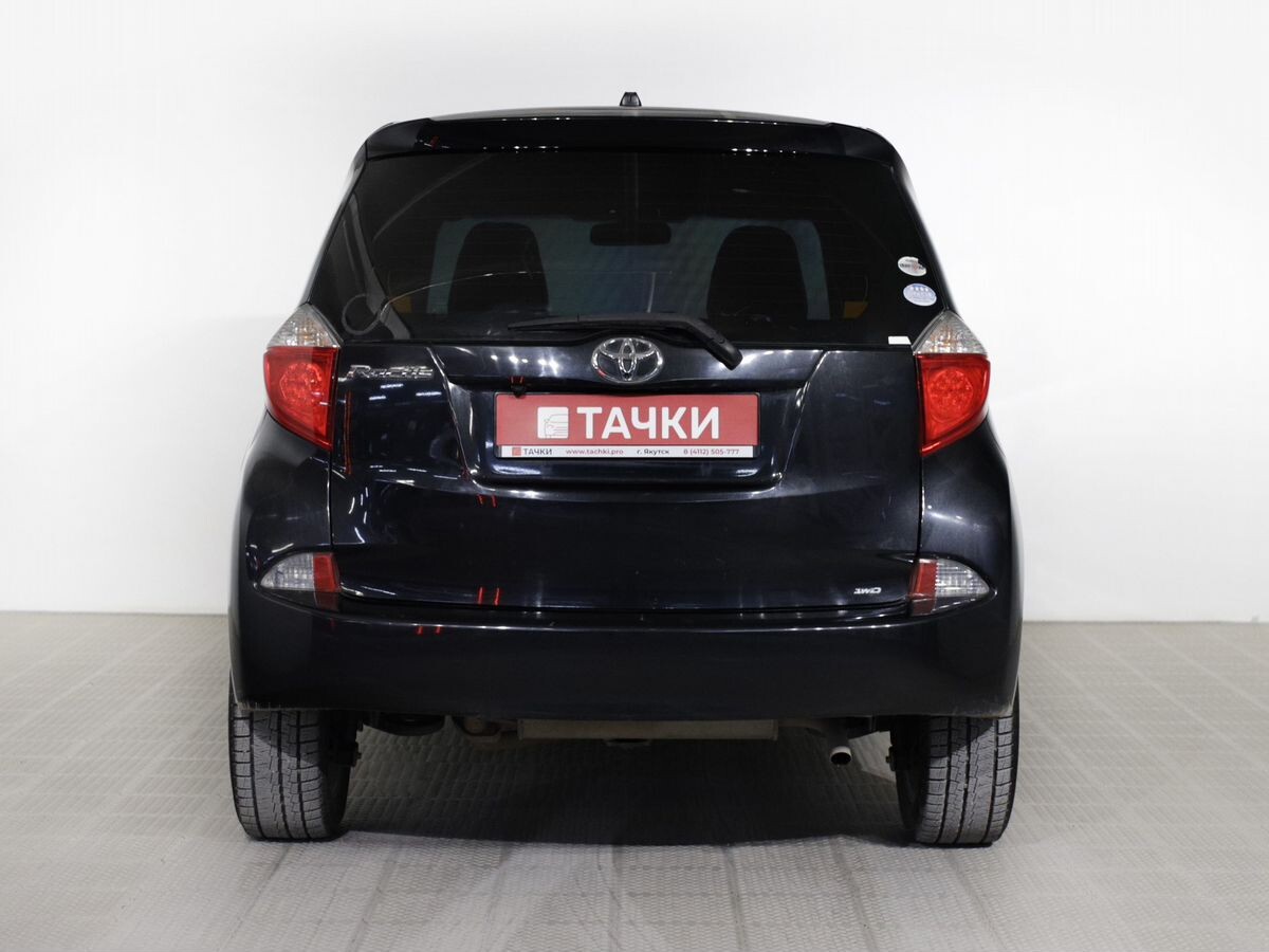 Toyota Ractis 2011 - фото автомобиля