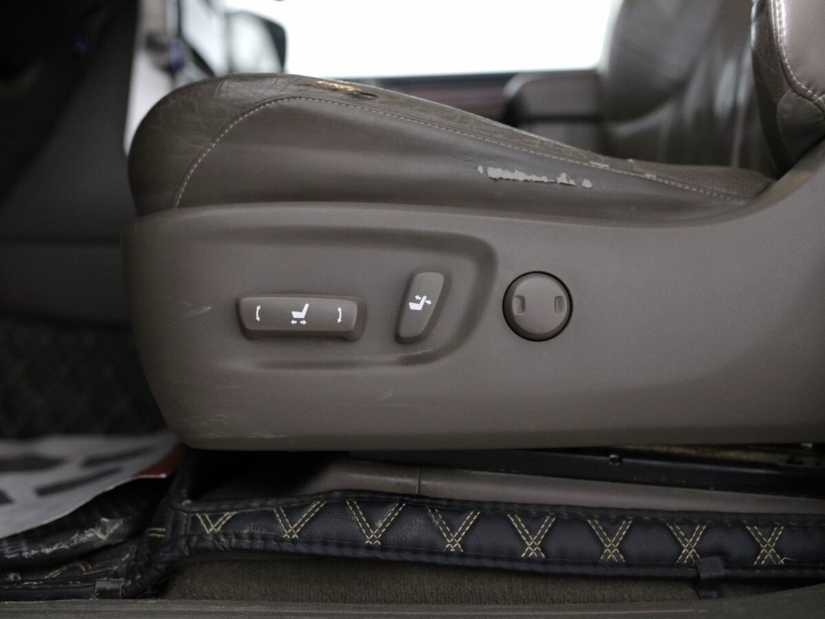 Lexus GX 2012 - фото автомобиля